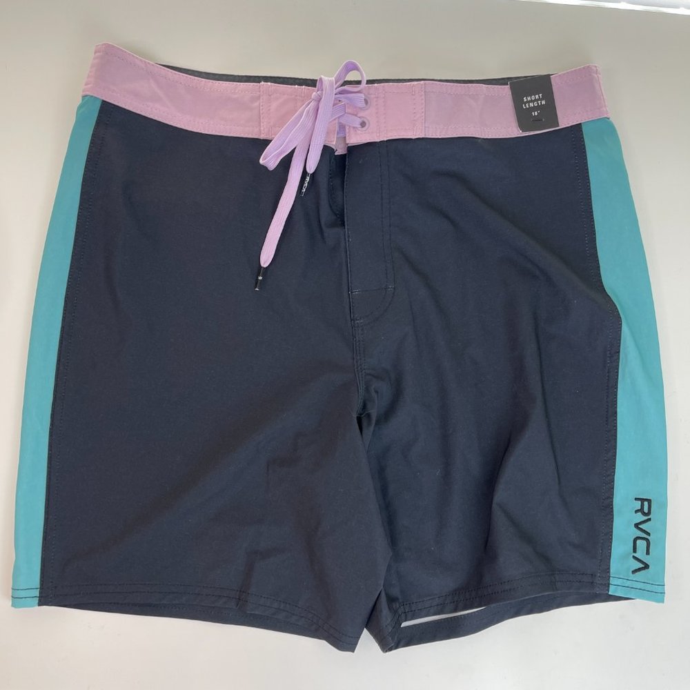 NEW WITH TAGS - RVCA Men's Standard Apex Trunk Black Size 34
